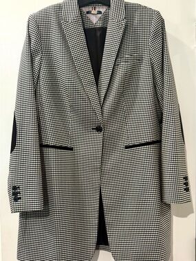 Tommy Hilfiger Black and White Houndstooth Sport Coat